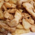 ちょろすけ25's cooksnap of when they made しっとり！胸肉とじゃがいも炒め.