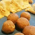 Kirschstreuselkuchen's cooksnap of when they made 駄菓子☺　きなこのミニミニおだんご.