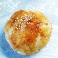 o☆shino's cooksnap of when they made 焼肉のタレで胡麻ベーコン焼きおにぎり.
