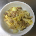 カントリンブンブン's cooksnap of when they made ごはんがすすむ!!キャベツのごまみそ炒め.
