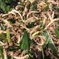 やよみ's cooksnap of when they made ニラ❀もやし❀挽肉❀のオイソイソー酢炒め.