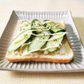 ぱふ's cooksnap of when they made 竹輪と胡瓜で☆和風わさマヨピザトースト.
