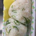 mantacarp's cooksnap of when they made ミニーさんの♪ねぎ塩山椒でジャコおにぎり.