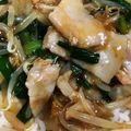 たかともしゃん's cooksnap of when they made 【給料日前シリーズ】ニラともやしの炒め物.