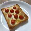 亜久里's cooksnap of when they made プチトマトのオープントースト.