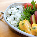 ☆kiyomin☆'s cooksnap of when they made わかめごはん　　♪大和市学校給食.
