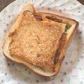 はにわん、's cooksnap of when they made 【5分で朝食】オムレツトースト★アレンジ.