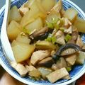 うさぴこさん's cooksnap of when they made 鶏と大根としいたけの煮物.