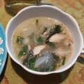 Yaskoop's cooksnap of when they made 簡単☆ダシダで韓国風☆さば缶わかめスープ.