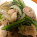 haru5296's cooksnap of when they made 鶏肉とにんにくの芽のガーリック炒め 簡単.