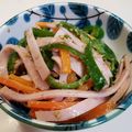 yocchi2109's cooksnap of when they made 人参・ピーマン・ハムの彩胡麻和え☺お弁当.