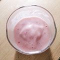 enr's cooksnap of when they made 簡単美味しいイチゴバナナスムージー.