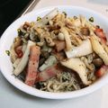 rocca※snow's cooksnap of when they made 簡単★きのことベーコンのガーリック炒め.