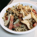 rocca※snow's cooksnap of when they made 簡単★きのことベーコンのガーリック炒め.