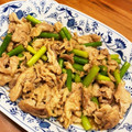 かねみな's cooksnap of when they made にんにくの芽と豚肉のオイスターソース炒め.