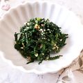 ♡こもれび♡'s cooksnap of when they made 簡単★春菊とナッツの塩麹胡麻和え.