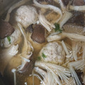 しぶみきちゃん's cooksnap of when they made きのこと鶏のつみれ汁.