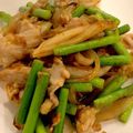 クック0VQKO7☆'s cooksnap of when they made 豚肉とにんにくの芽のオイスター炒め.