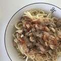 しぐれ親子's cooksnap of when they made さばの水煮缶とトマトで健康☆簡単☆パスタ.