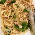 Sのママ's cooksnap of when they made 豚ガツともやしのピリ辛和え.