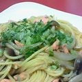 Sara's cooksnap of when they made ♡*♥サーモンとしめじの和風パスタ♡*♥.