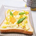 ぱふ♪'s cooksnap of when they made エンドウと卵とチーズの春色トースト♬.