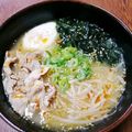 よよっち♪'s cooksnap of when they made 味噌ラーメン風★豚&もやしスープ.