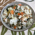 ぴーはるまま's cooksnap of when they made ワカメとミンチと野菜の簡単混ぜご飯☆.