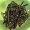 はらださの's cooksnap of when they made わらびのアク抜き.