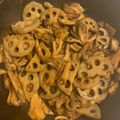 クックCAEFCO☆'s cooksnap of when they made ★牛肉と蓮根、舞茸のオイマヨ醤油炒め★.