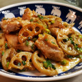 ⭐つきあかり⭐'s cooksnap of when they made 簡単！鶏もも肉とれんこんの甘辛炒め.