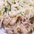 ☆ママー⭐'s cooksnap of when they made もやしときゅうりと新玉ねぎの中華風サラダ.
