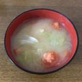 梨吉くん's cooksnap of when they made 簡単☆レタスとトマトの味噌汁.