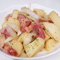 みさう's cooksnap of when they made 簡単時短❇️ジャガイモベーコン炒め.