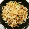 ぷっくりんご's cooksnap of when they made 味付け肉でお手軽♪豚もやし炒め.