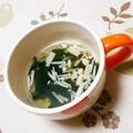 ネコかえる's cooksnap of when they made えのきとわかめのコンソメスープ♪.