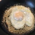 Yokchina's cooksnap of when they made ちょっと贅沢なチーズ目玉焼き.