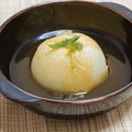 たかつ°'s cooksnap of when they made レンジ★丸ごと玉ねぎスープ.