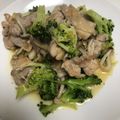 O凸O's cooksnap of when they made ＊鶏もも肉とブロッコリーのにんにく炒め＊.