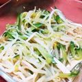 ☆☆あっきん☆☆'s cooksnap of when they made もやしときゅうりとハムのピリ辛サラダ.