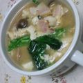 StardustCrusaders's cooksnap of when they made 卵とベーコンのふわふわスープ♪.