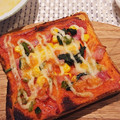eiyoushi's cooksnap of when they made 【朝ごはんの定番】母のピザトースト♡.
