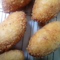 真由パパ's cooksnap of when they made 残りカレーでサクふわカレーパン（ＨＢ）.