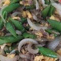 クックA8DS5Q☆'s cooksnap of when they made スナップエンドウと挽肉のオイスター炒め.