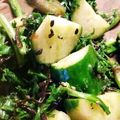 のぶ代's cooksnap of when they made 香ばしい＊春菊ときゅうりの黒いサラダ＊.