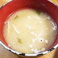 オアシス☆彡's cooksnap of when they made ❁じゃが芋とエノキ茸の味噌汁❁.