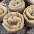 Maruひとみ's cooksnap of when they made 超簡単!!春巻きの皮でお花型可愛いパイ♡.
