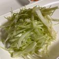 はるはる35's cooksnap of when they made キャベツだけ！おはしが止まらないサラダ☆.