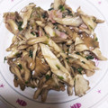 pucyipan's cooksnap of when they made 旨みベーコンで主役＊舞茸の簡単麺つゆ炒め.