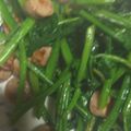 みか☆ん's cooksnap of when they made ほうれん草とウインナーのバター炒め.